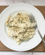 Load image into Gallery viewer, Crock Pot Chicken Alfredo Seasoning Mix and Recipe Card

